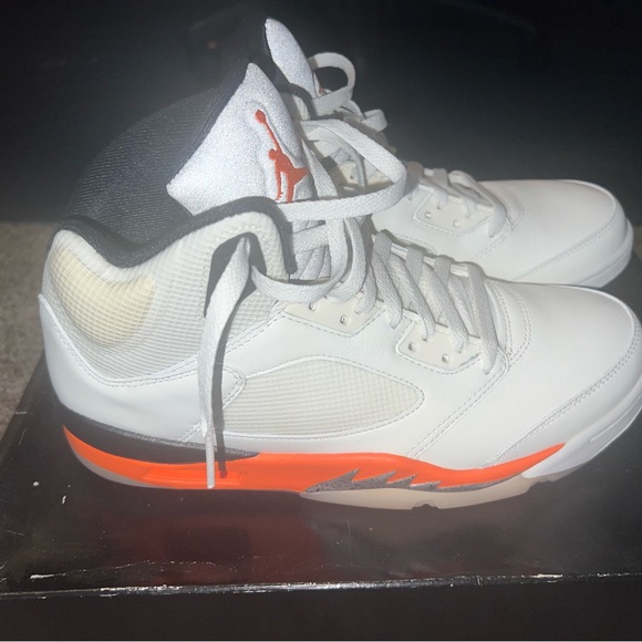 Jordan 5 - Picture 2 of 6